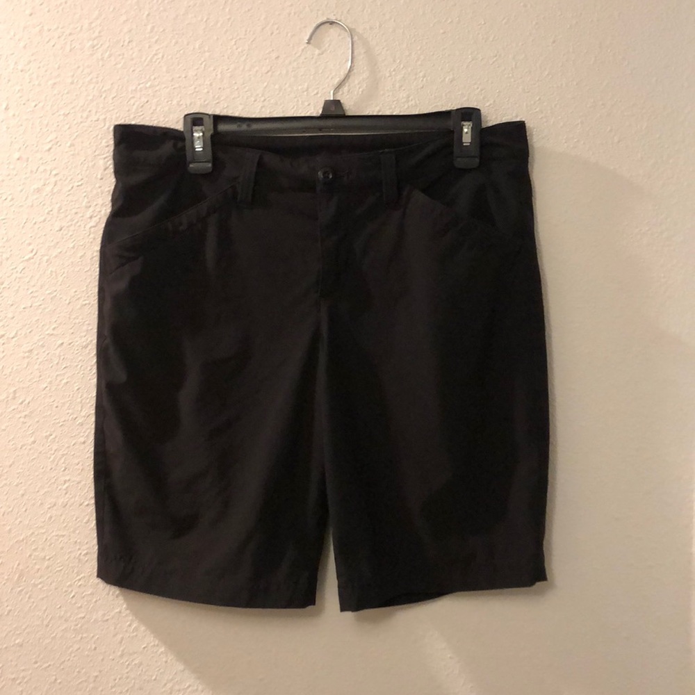 Eddie Bauer light weight shorts